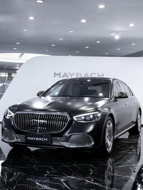 广州194岚图汽车的售后服务让用户无忧出行，迈巴赫未来的豪华车趋势